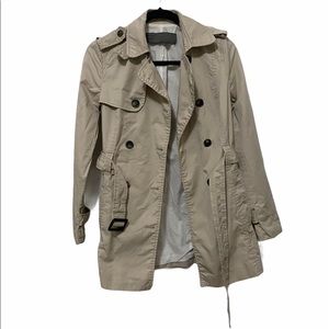 Zara trench coat in perfect condition.
